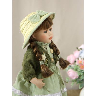 Кукла фарфоровая 12' на подставке