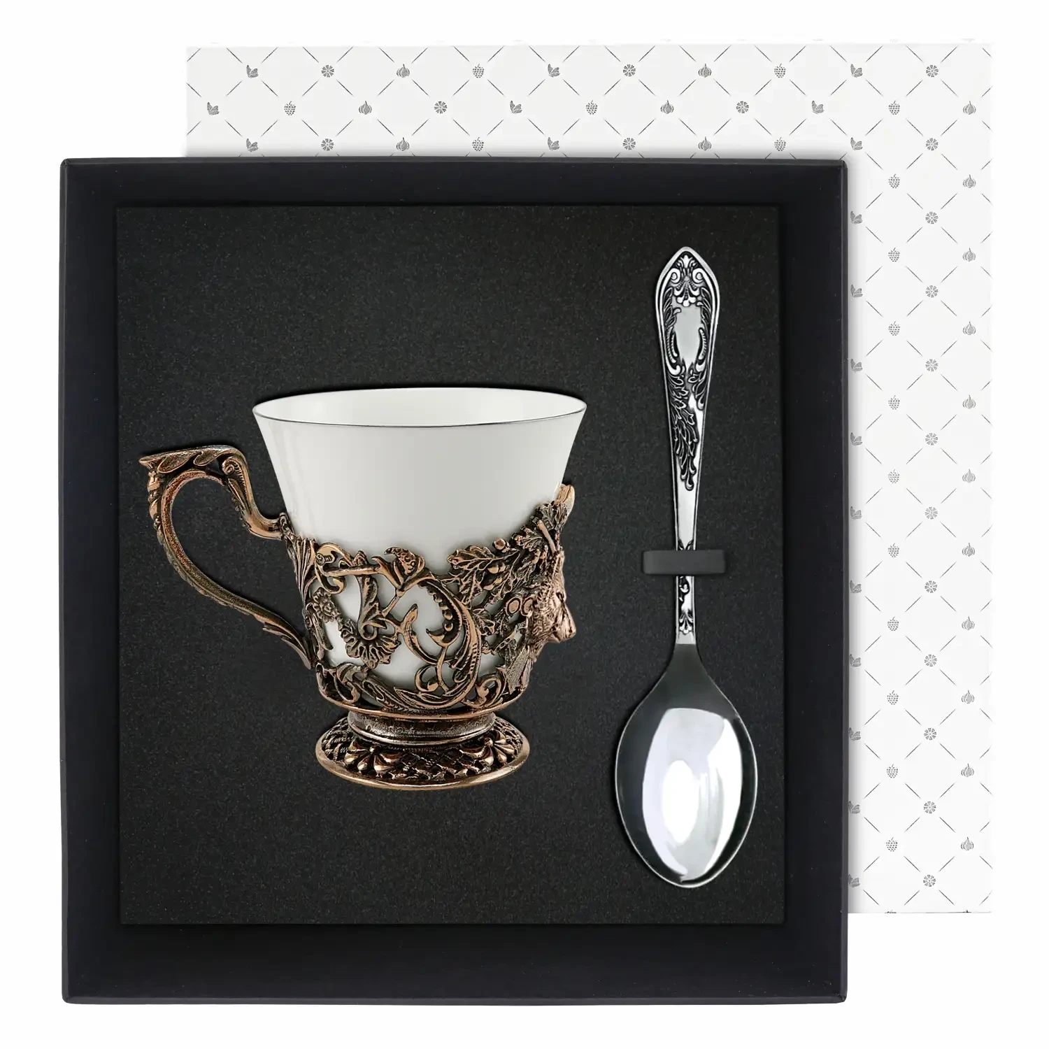 Набор чашек чайных "Охотничья" медный с чернением 2 предмета (чашка+ложка) Набор чашек чайных "Охотничья" медный с чернением 2 предмета (чашка+ложка)