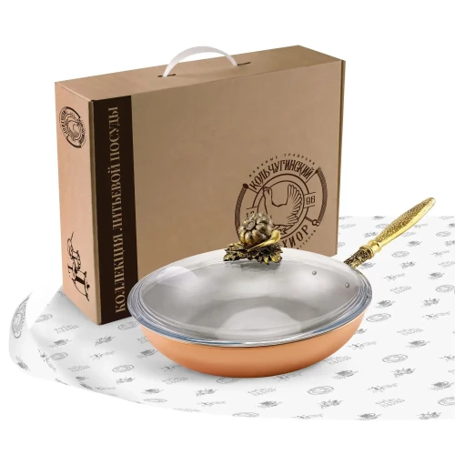 Сковорода средняя медная с лужением с крышкой "Чеснок" с резной ручкой Сковорода средняя медная с лужением с крышкой "Чеснок" с резной ручкой