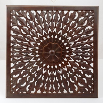 Панно из дерева "Цветок"