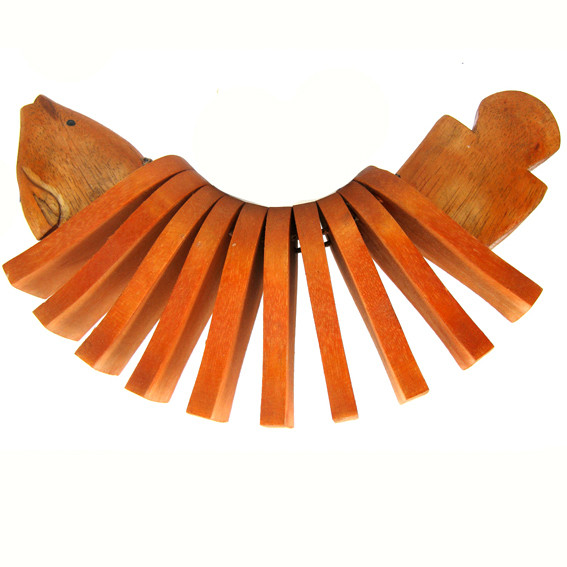 Трещетка Рыба 28х9см, дерево