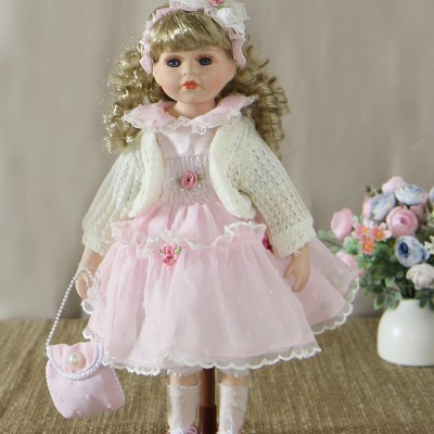 Кукла фарфоровая 16' на подставке