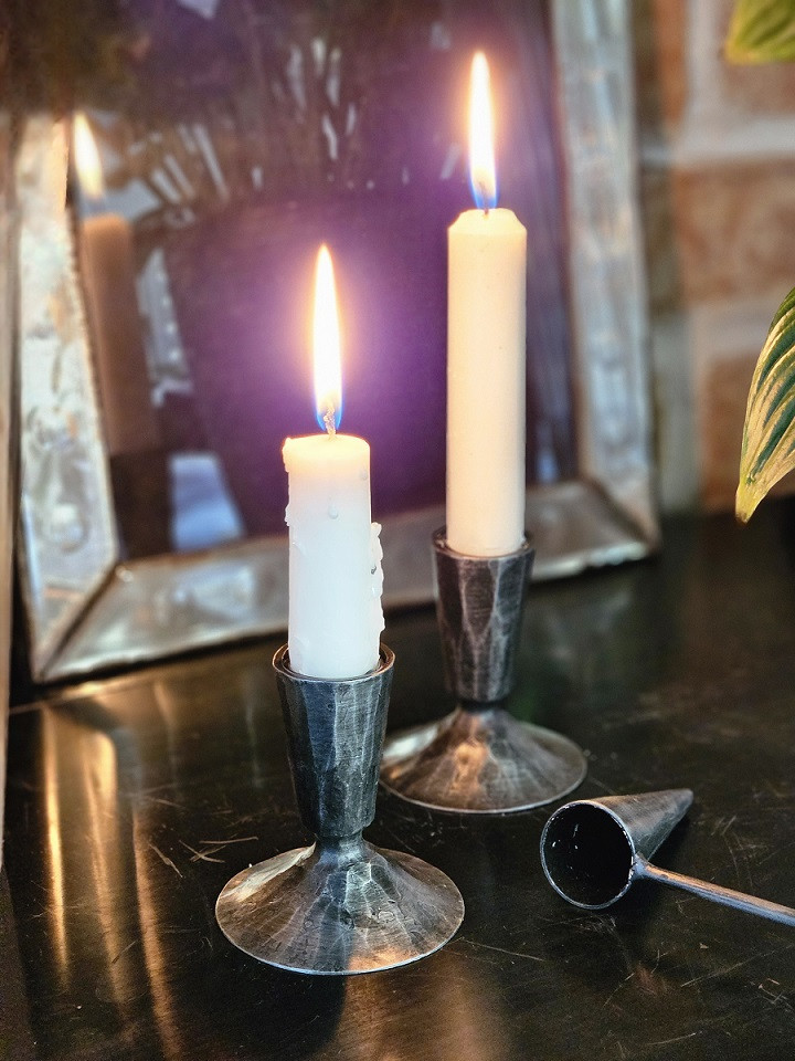 Подсвечник настольный