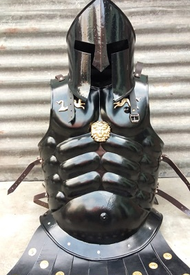 Мускульный торакс со шлемом "Воин"